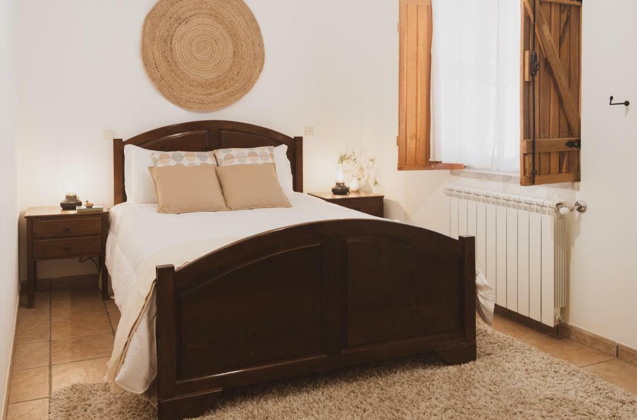 Вілла Casa De Pimenteis Vimioso Екстер'єр фото